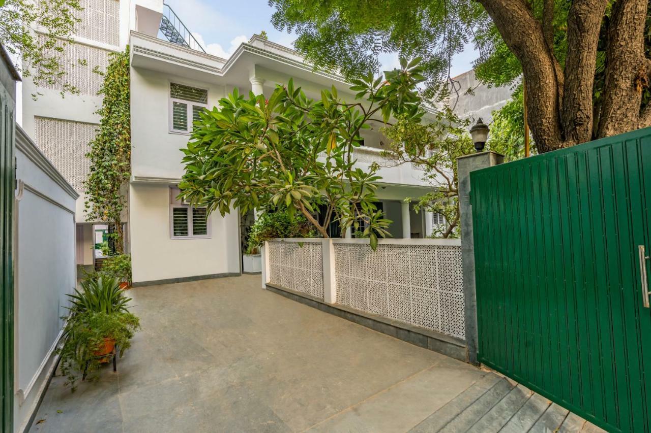 5-Br Home In A Bungalow Holiday home New Delhi
