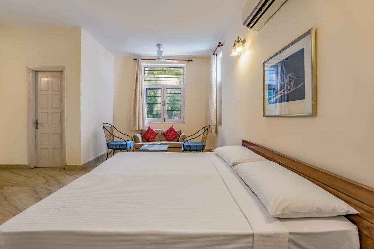 Holiday home 5-Br Home In A Bungalow New Delhi