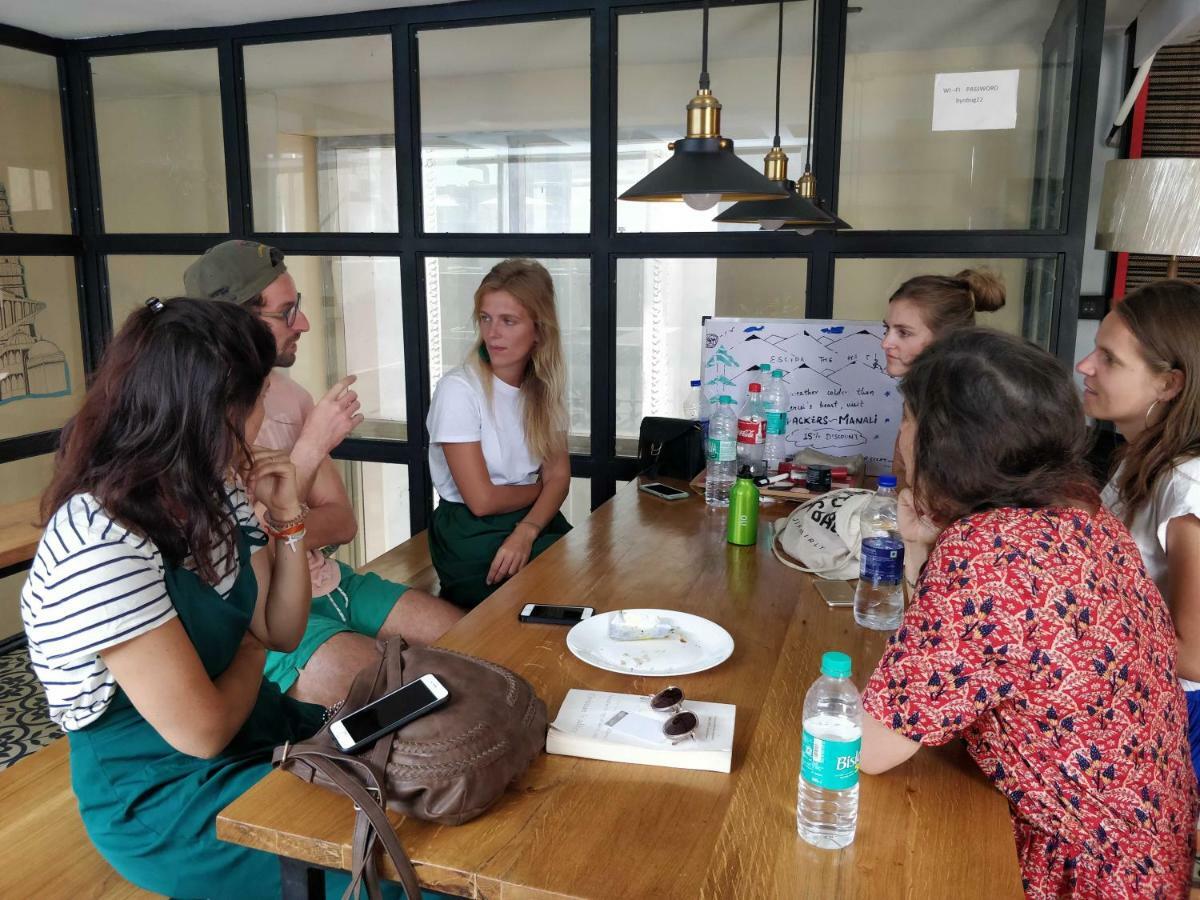 Madpackers Delhi West * New Delhi