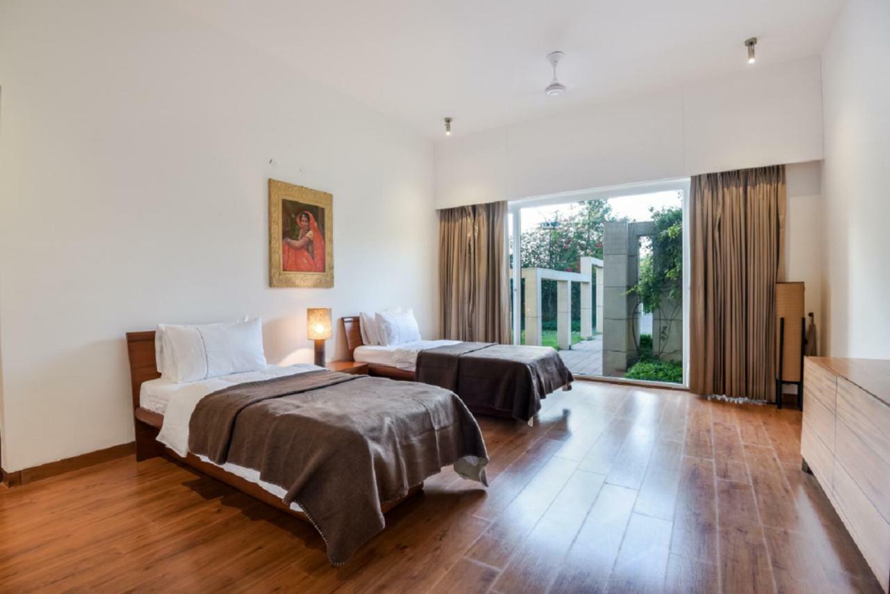 Hostie - The Mango Buddha Luxury Farm Villa