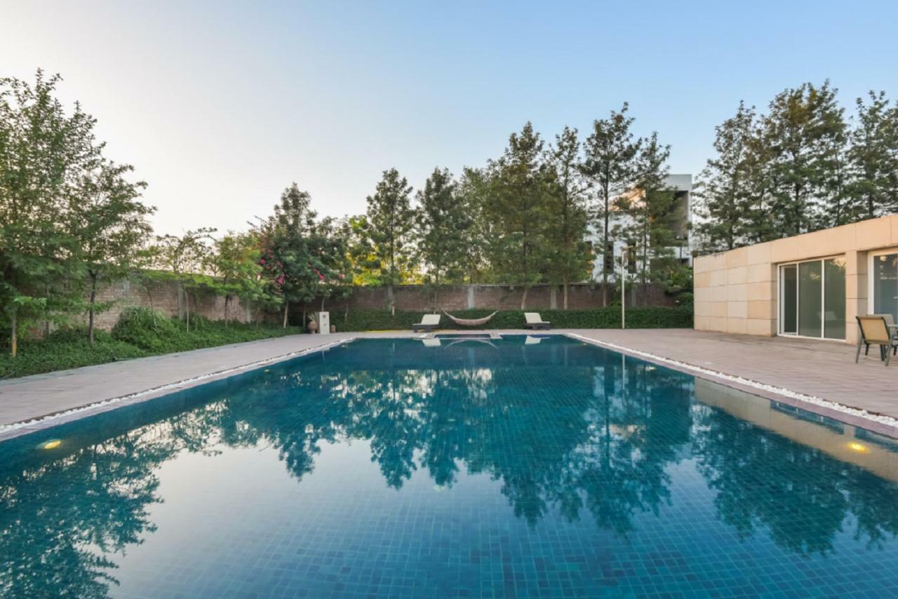 Hostie - The Mango Buddha Luxury Farm Villa
