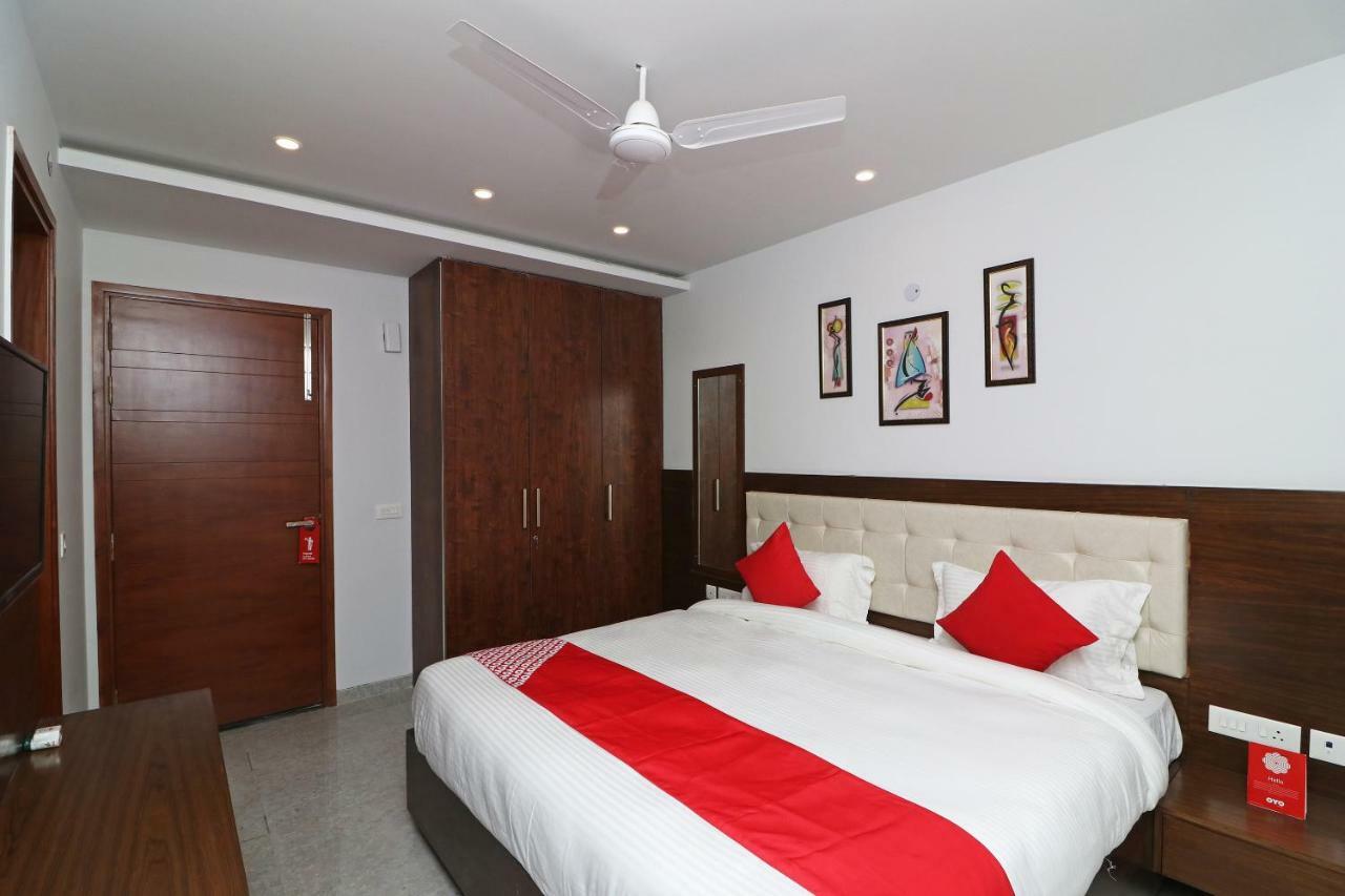 Oyo 37722 Silver Oak Luxury Comfort Hotel