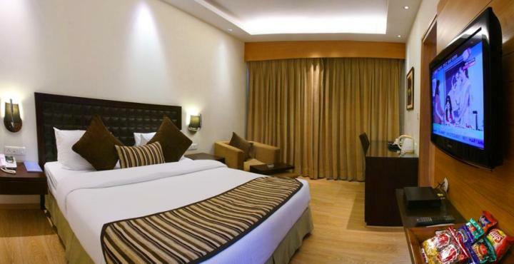 Hotel Saket 27 4*