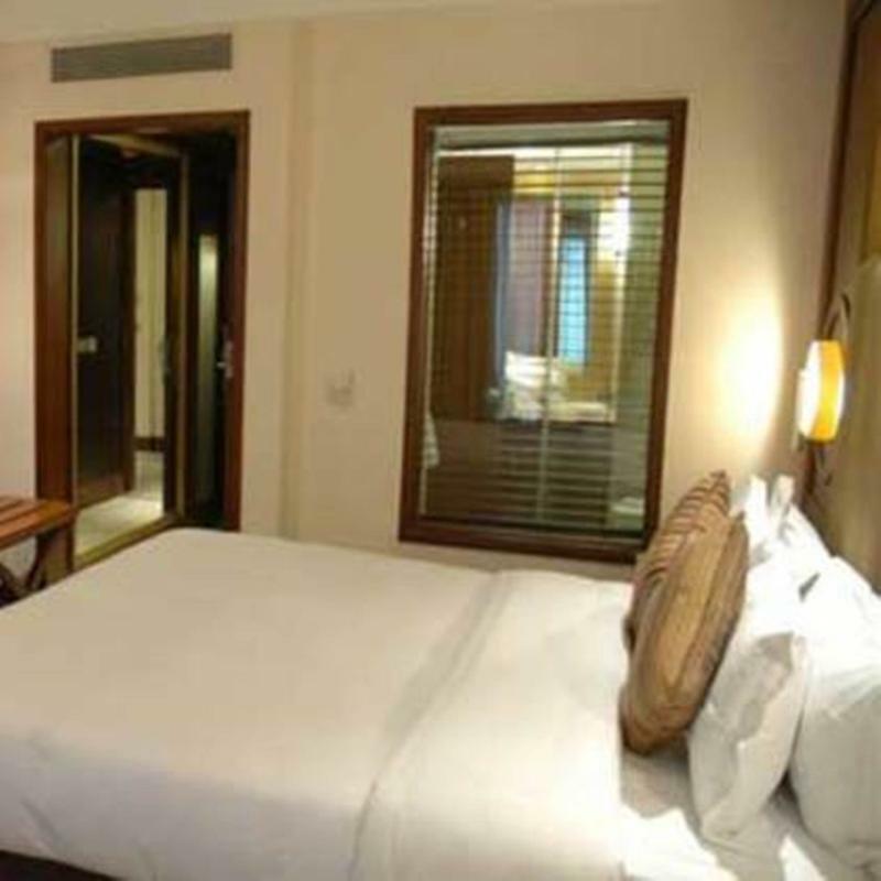 Oyo Townhouse 002 Park Hotel 2*