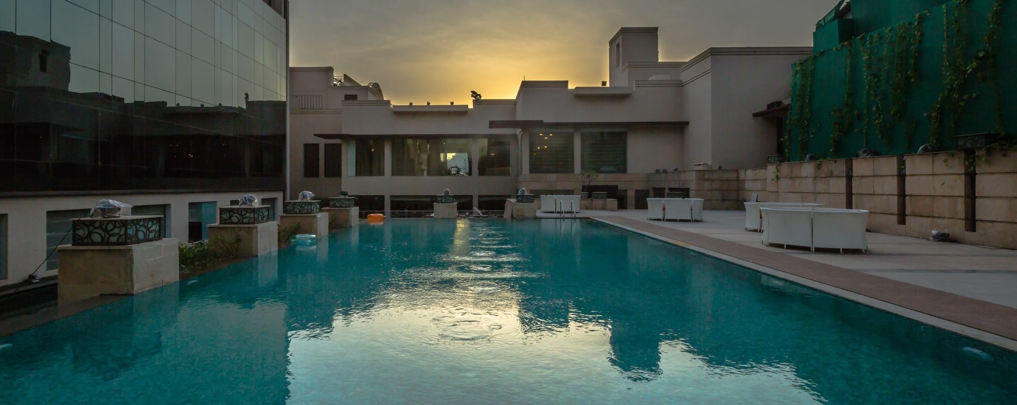 Orana & Hotel
