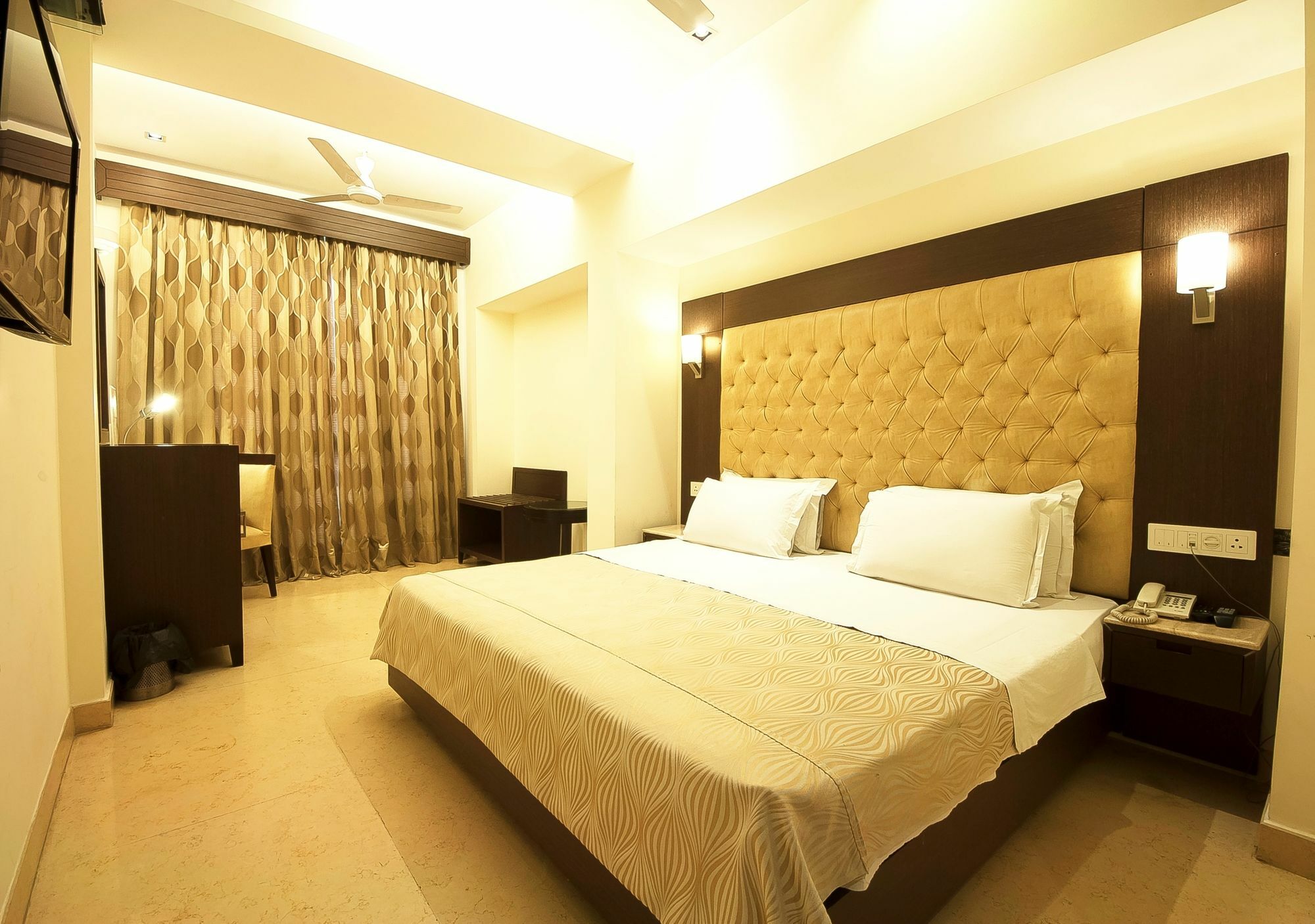 Metropolis Tourist Hotel New Delhi