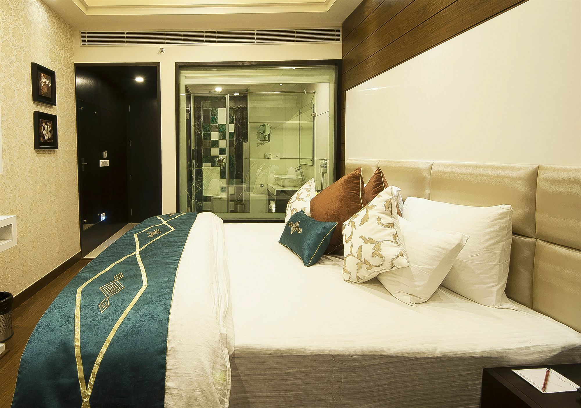 Taj Princess - Boutique