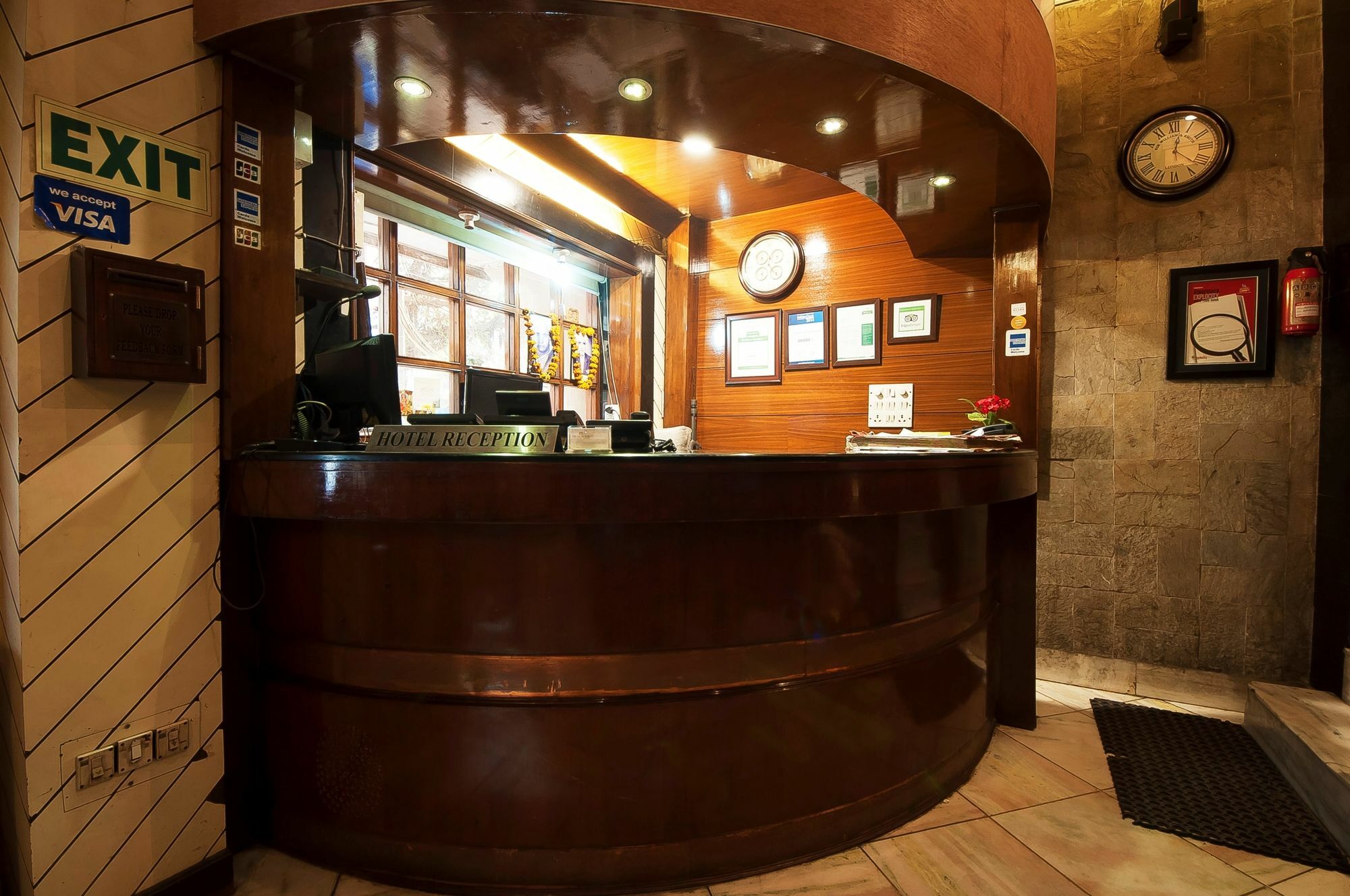 Hotel Metropolis Tourist 3*