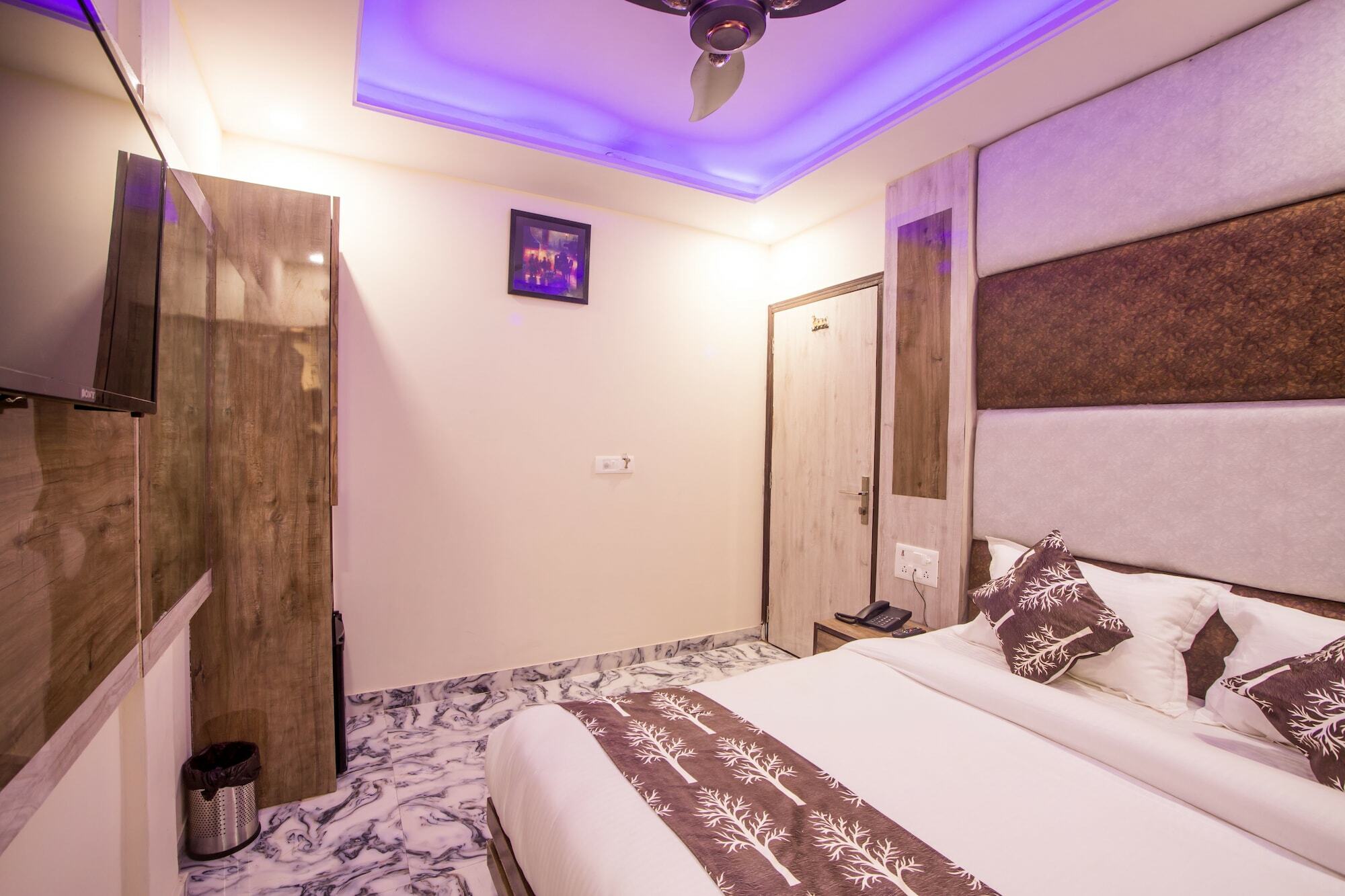 Hotel Harsha International 3*