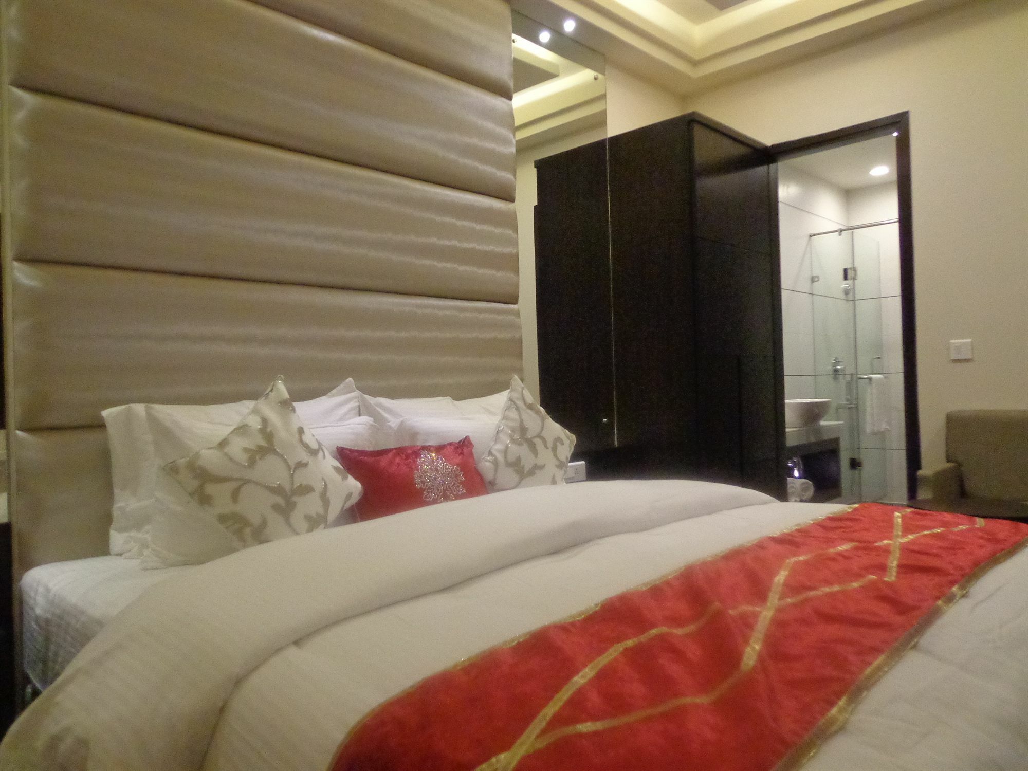 Taj Princess - Boutique
