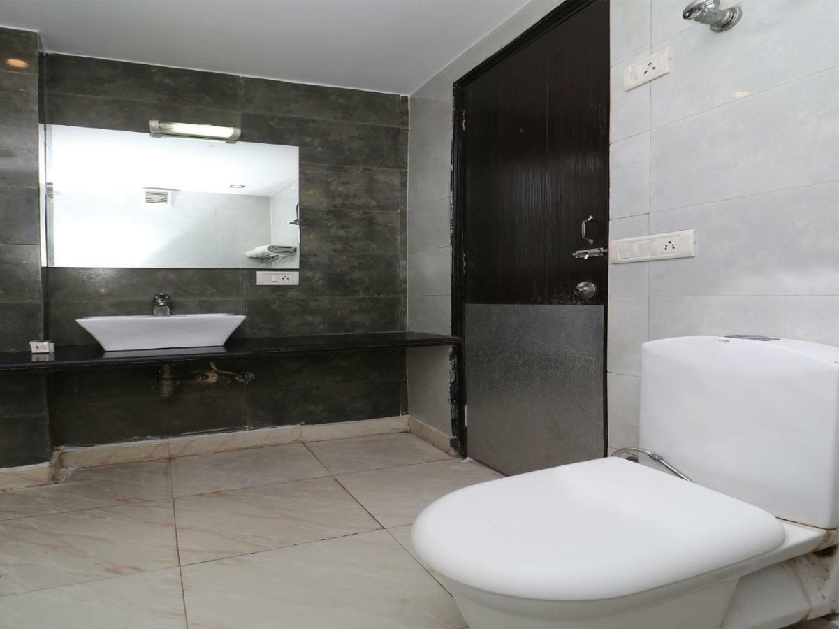 Hotel Blue Pearl - Free Airport Pick Up 4*