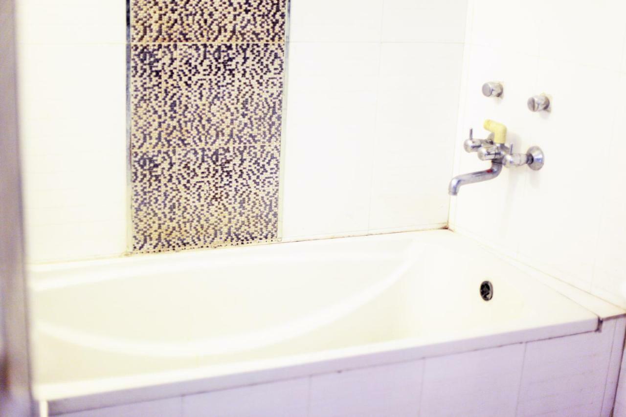 Embassy Suites 3* New Delhi