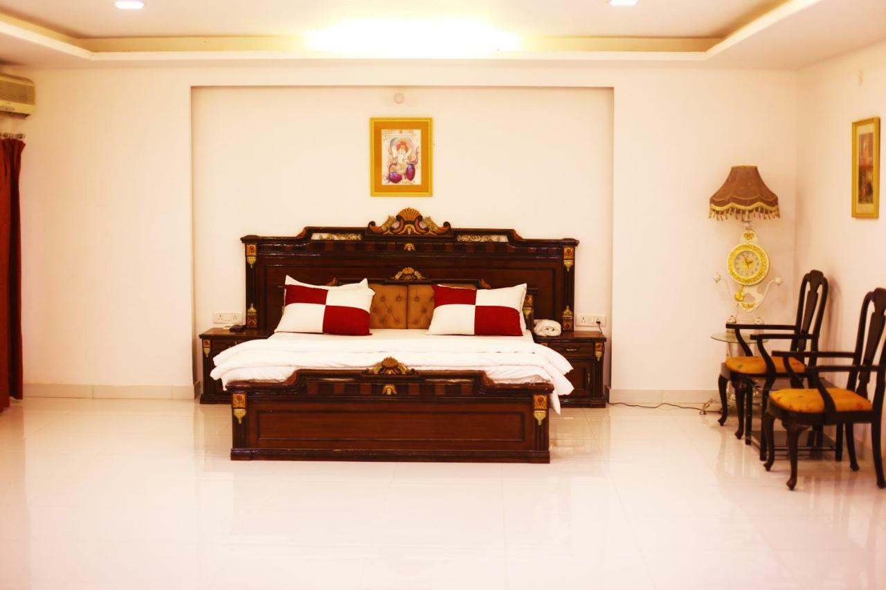 Embassy Suites New Delhi
