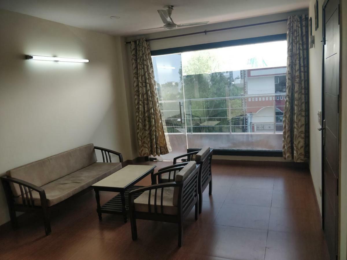 Amarjit Homestay Apartment *
