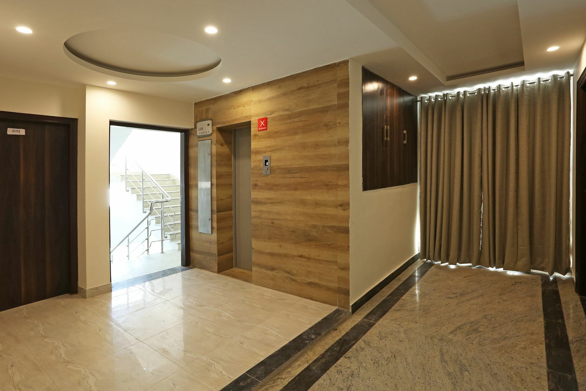 Oyo 11340 Lakshmi Palace Hotel New Delhi