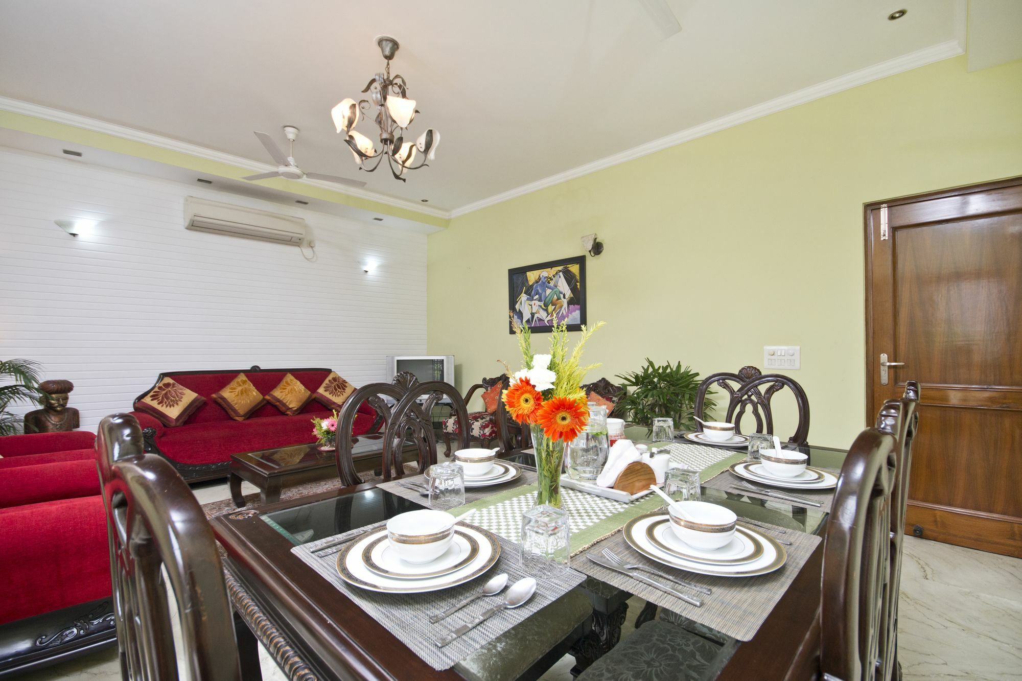 Hotel Prakash Kutir 3*