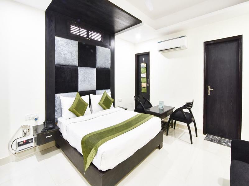 Hotel Treebo Mehar Castle 2*