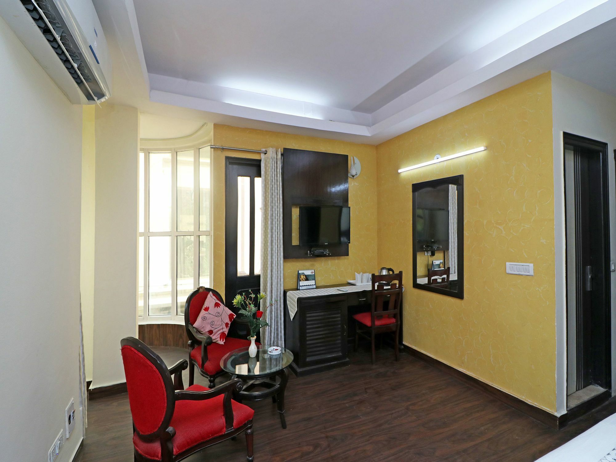Oyo 13451 Star Corporate Avenue 2* New Delhi