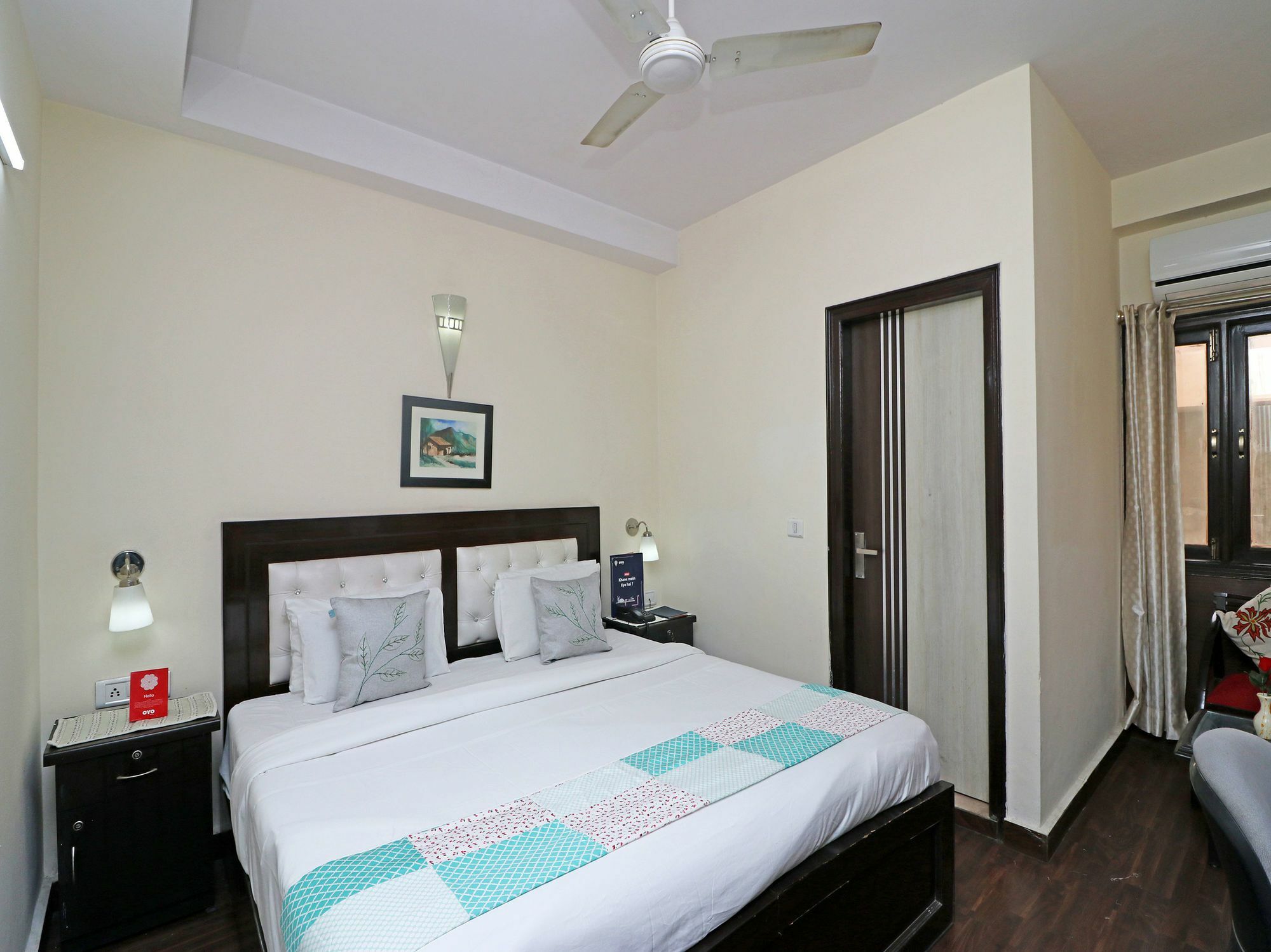 Oyo 13451 Star Corporate Avenue Hotel