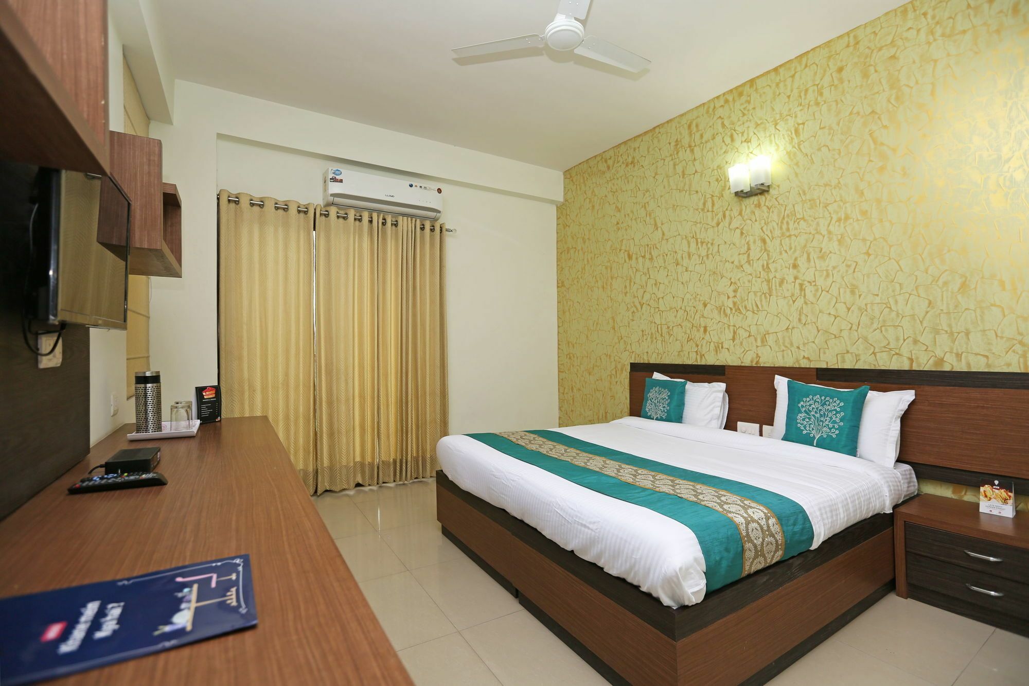 Oyo 8481 Le Tara Residency Hotel Delhi (National Capital Territory of India)