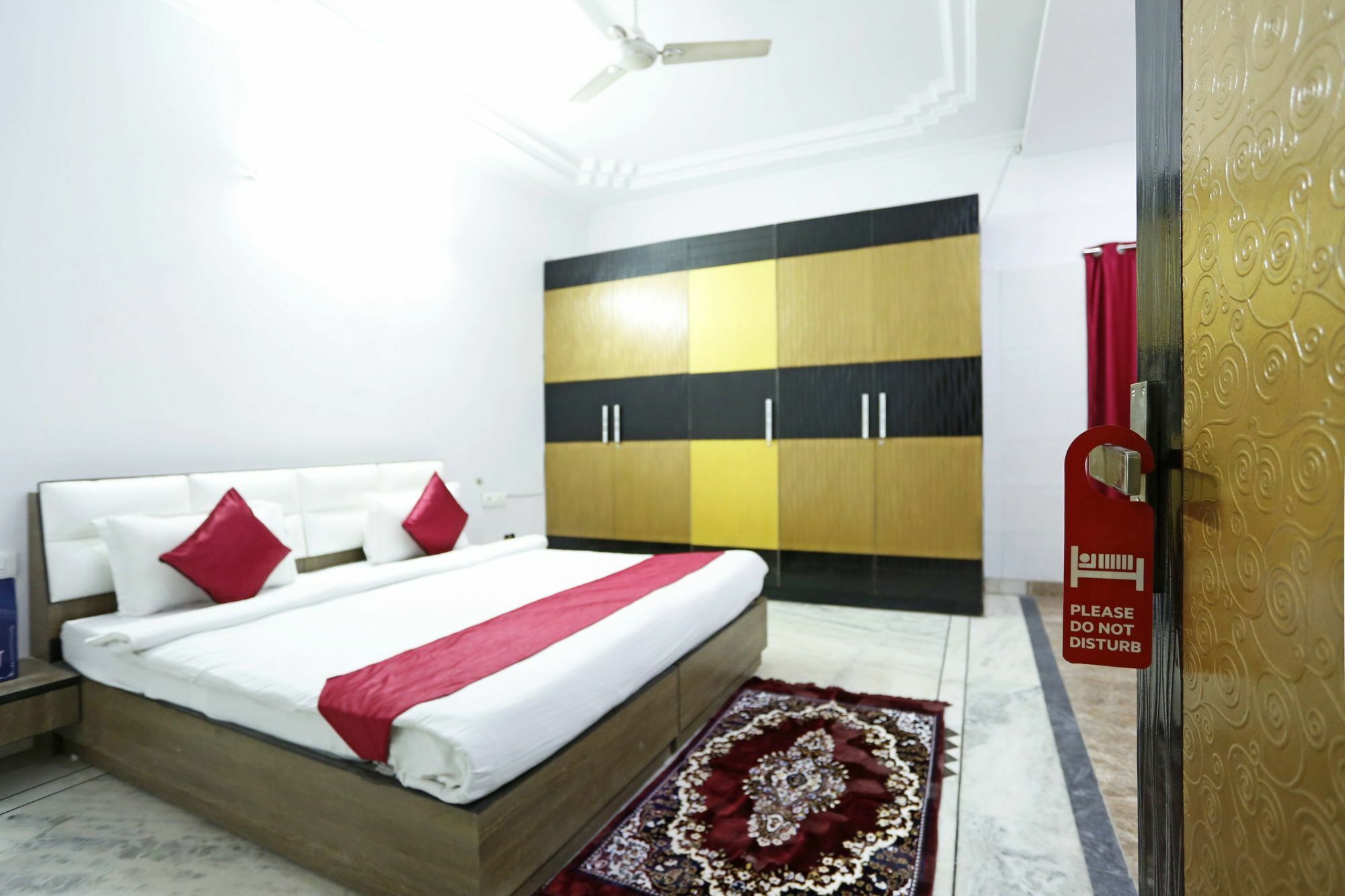 Oyo 8481 Le Tara Residency 3* Delhi (National Capital Territory of India)
