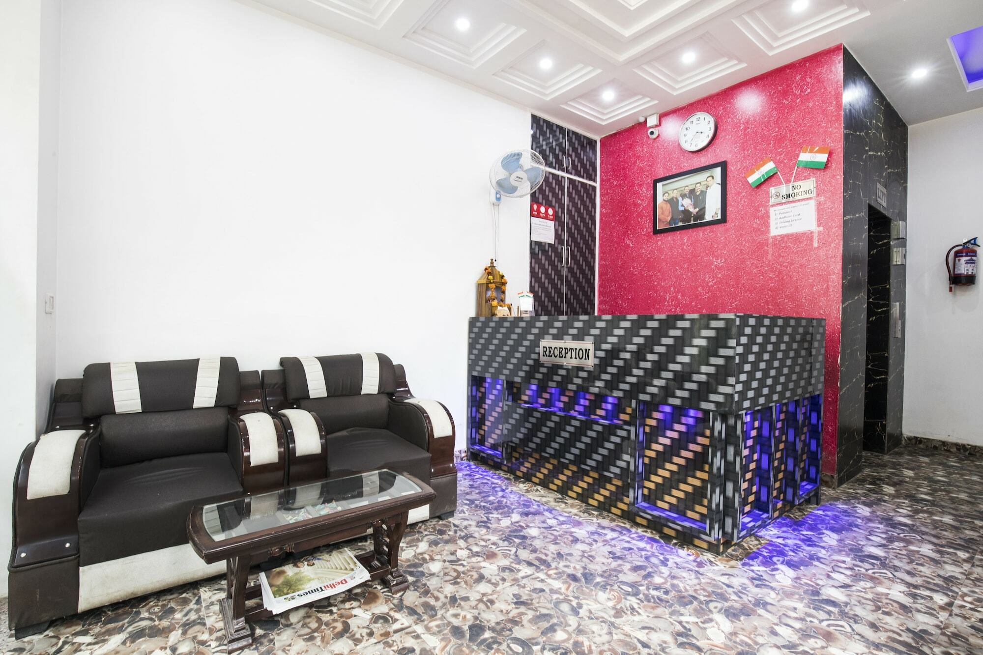 Fabhotel Airlift Hotel 3*