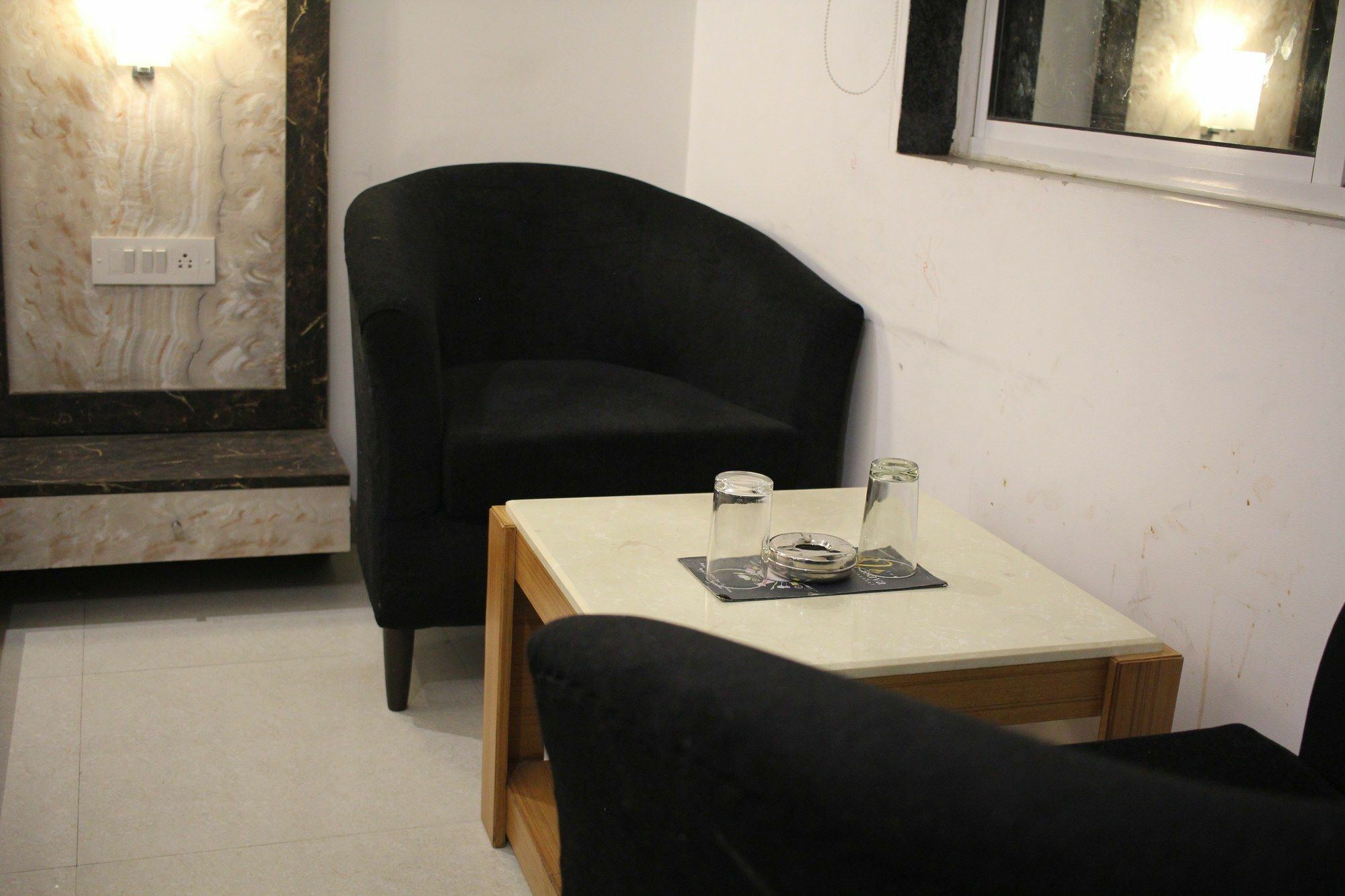 Hotel Fabhotel Star Delhi Airport 3*