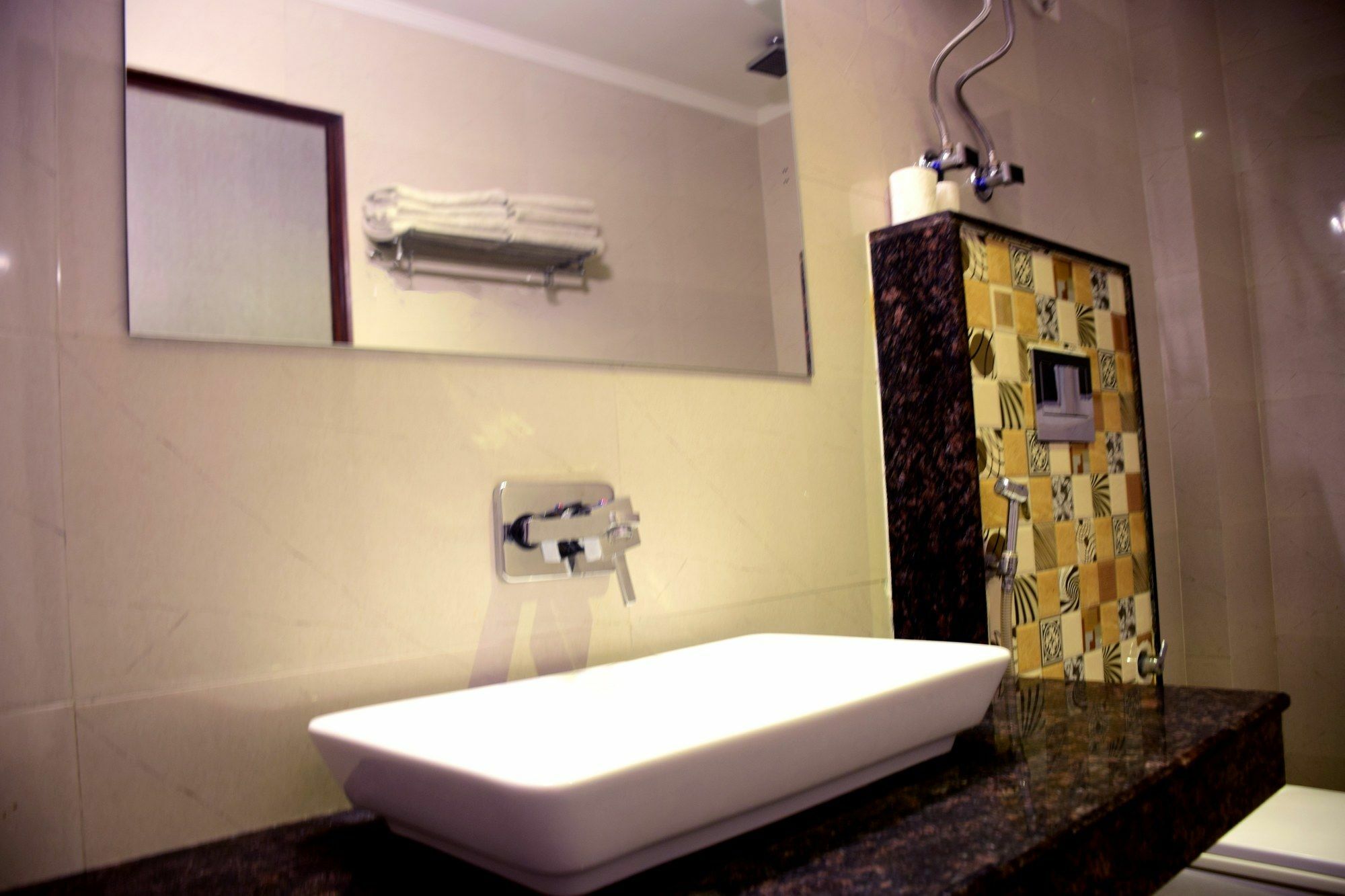 Fabhotel Star Delhi Airport 3*