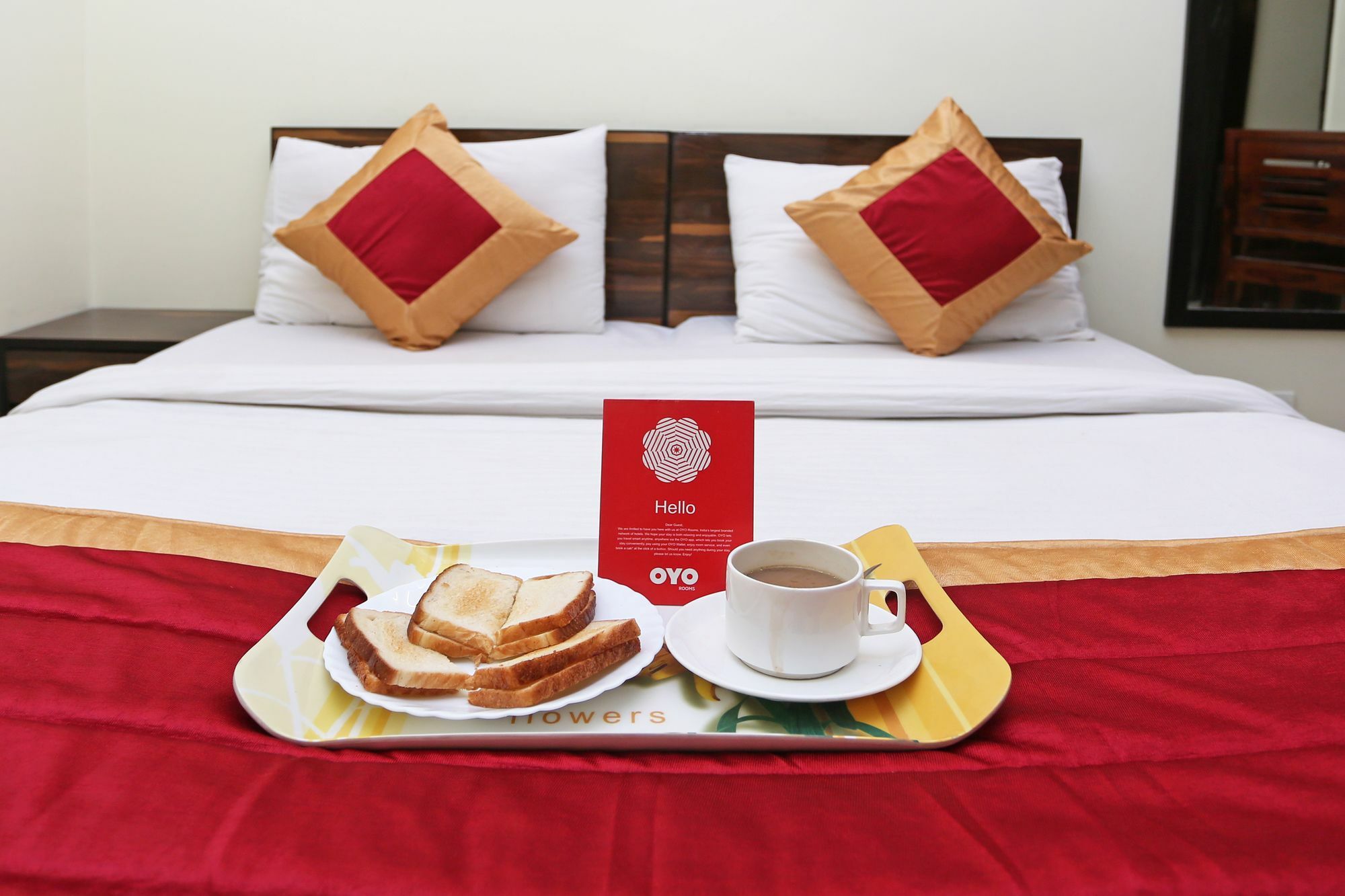 Oyo 4930 Em Residency Hotel 3*