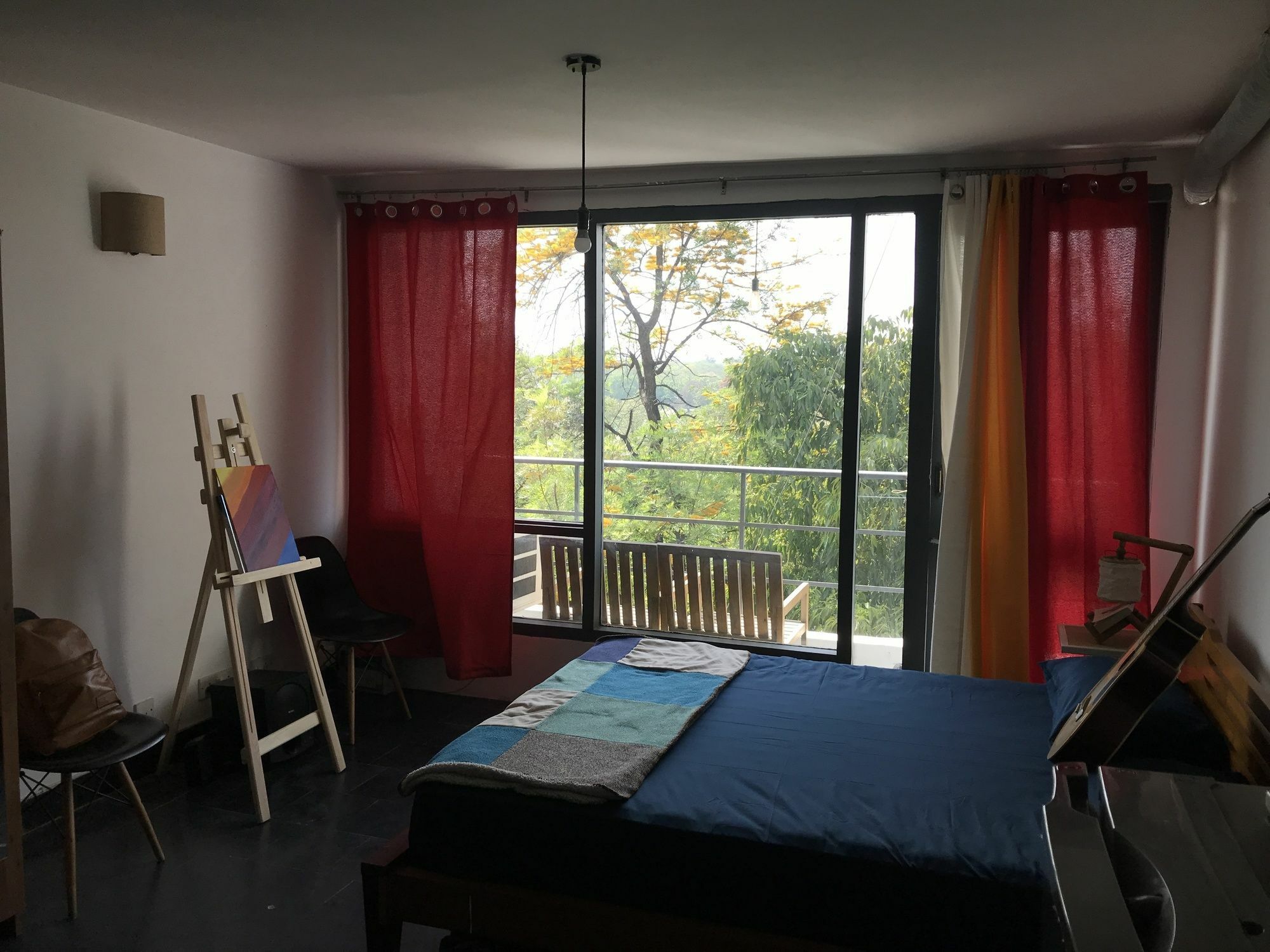 The Lazy Patio Homestay * Nova Deli