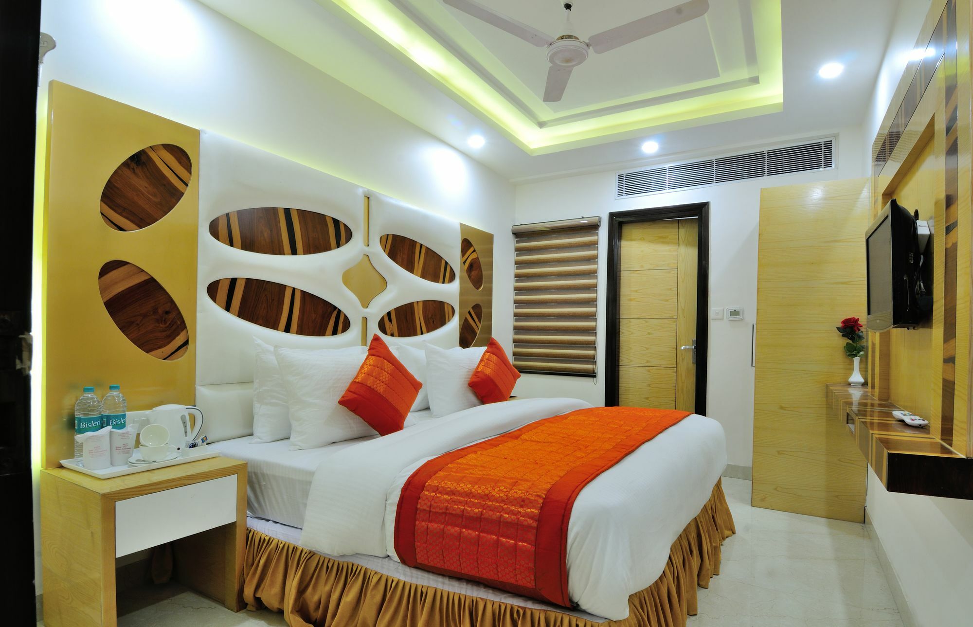 The Gold - Paharganj Hotel New Delhi