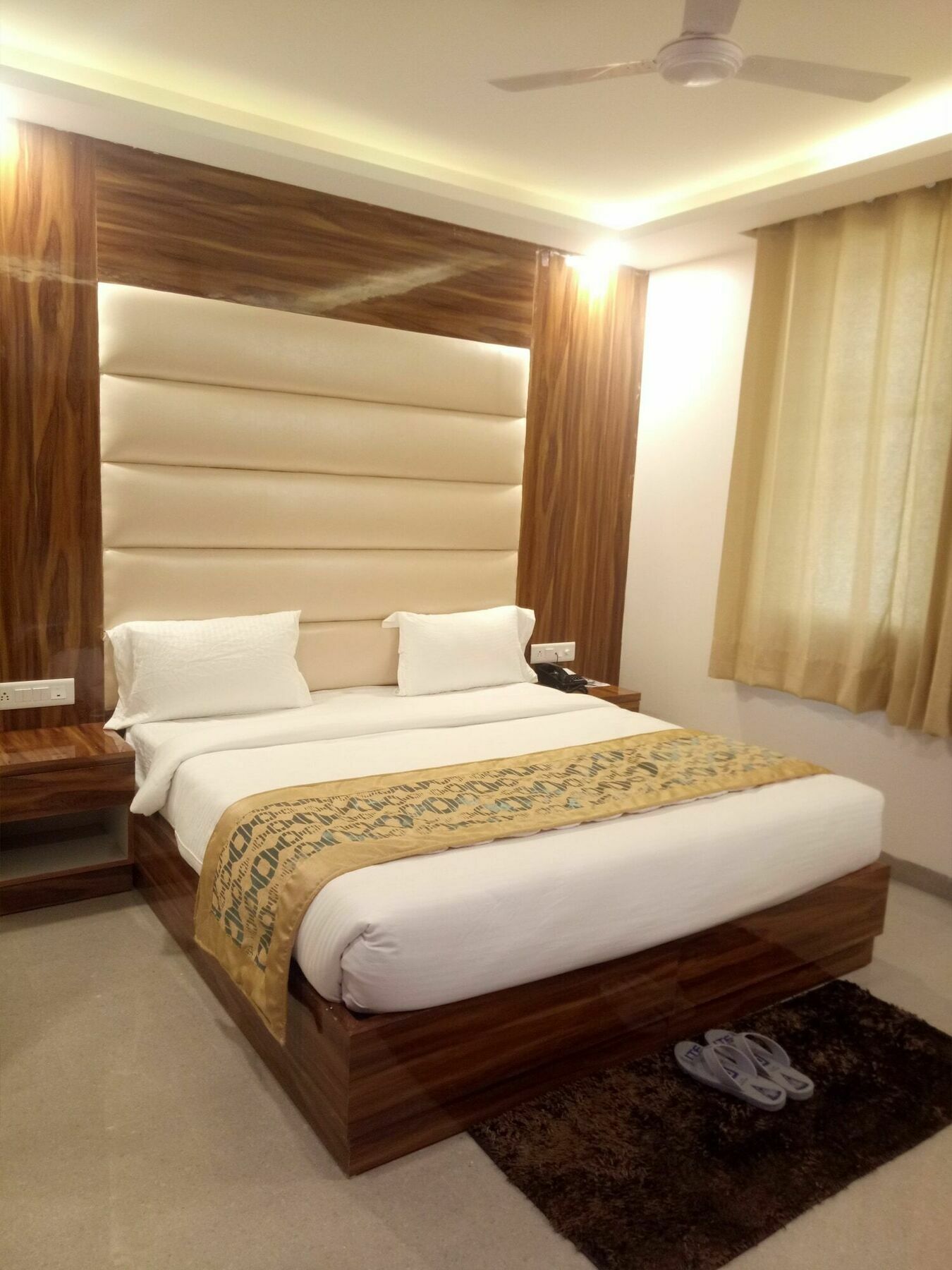 Olivia Entrance Delhi Airport Mahipalpur Hotel 3*