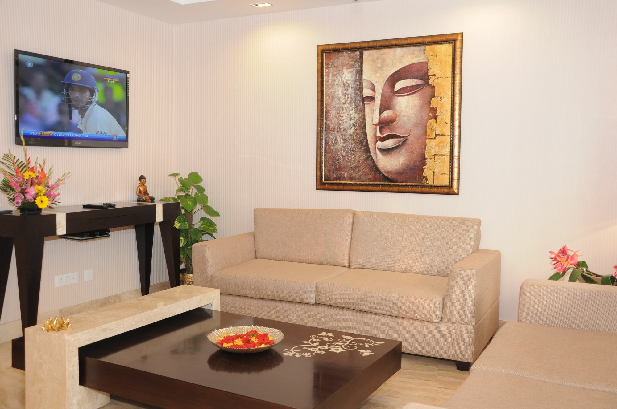 Hotel The Grand Vikalp By Saga New Delhi