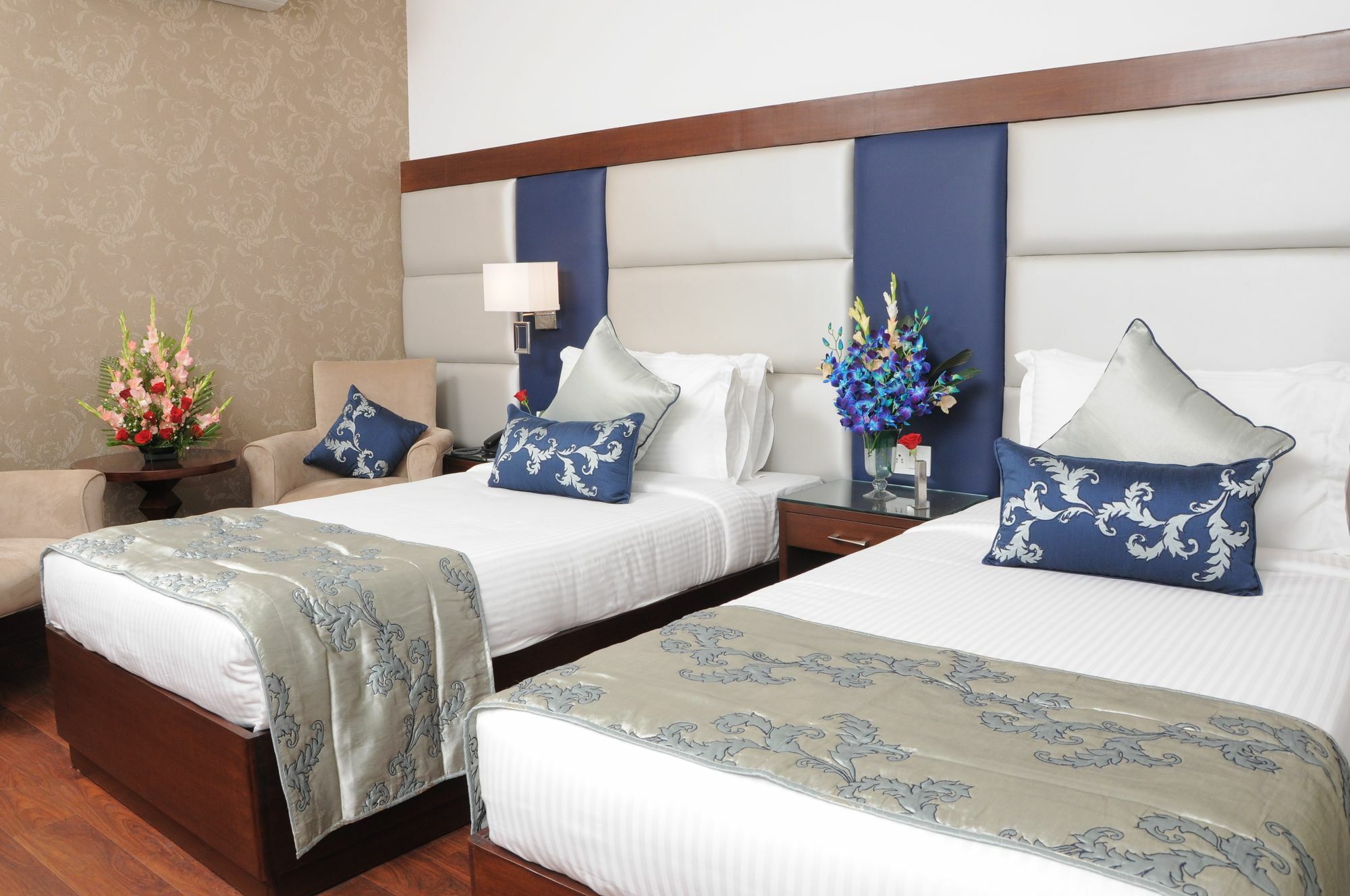 Hotel The Grand Vikalp By Saga 3*