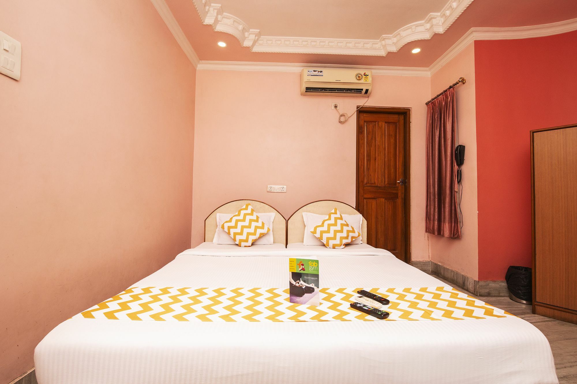 Hotel Fabhotel 21 Milestone Delhi Airport New Delhi