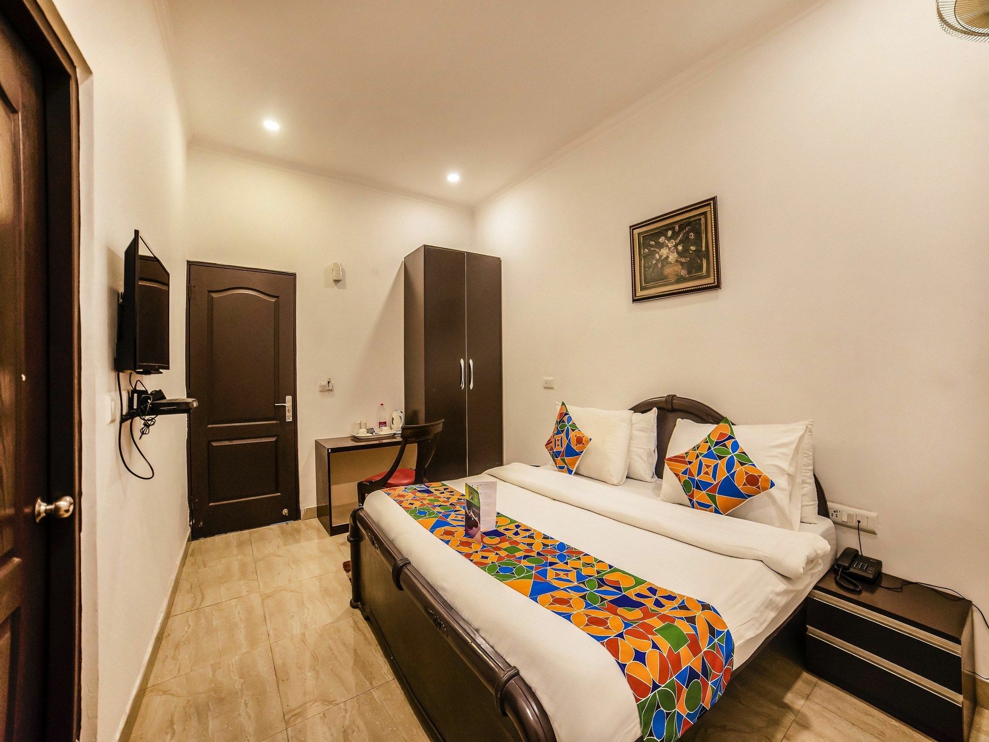 Fabhotel 21 Milestone Delhi Airport
