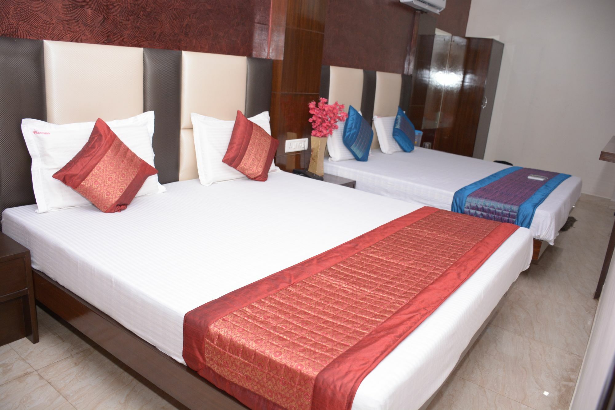 Siddhartha Tourist Guest house 3*