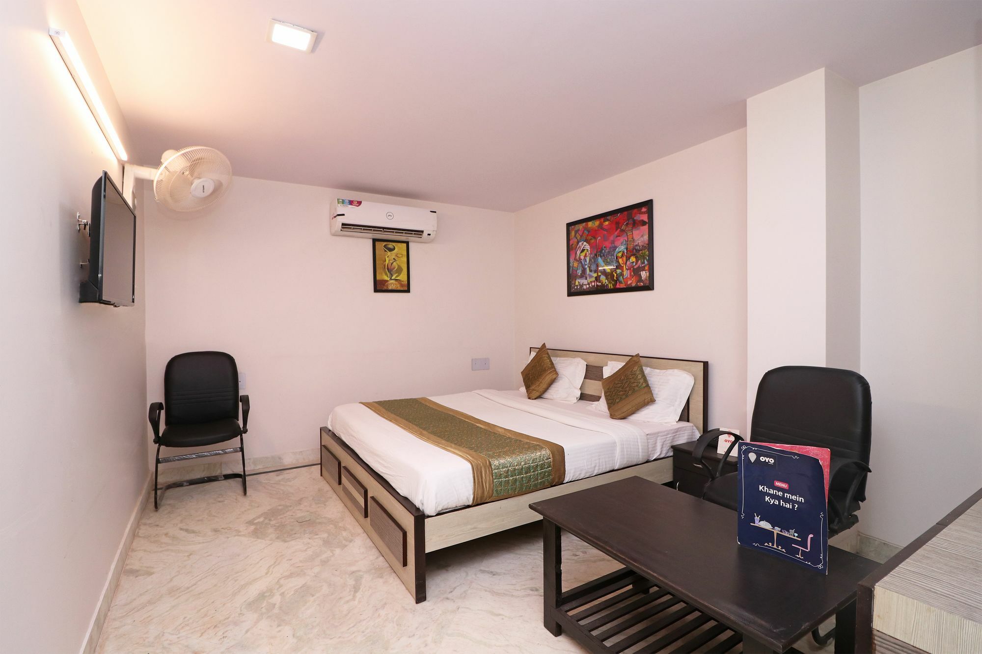 Guest house Oyo 14723 Diamond Deluxe New Delhi