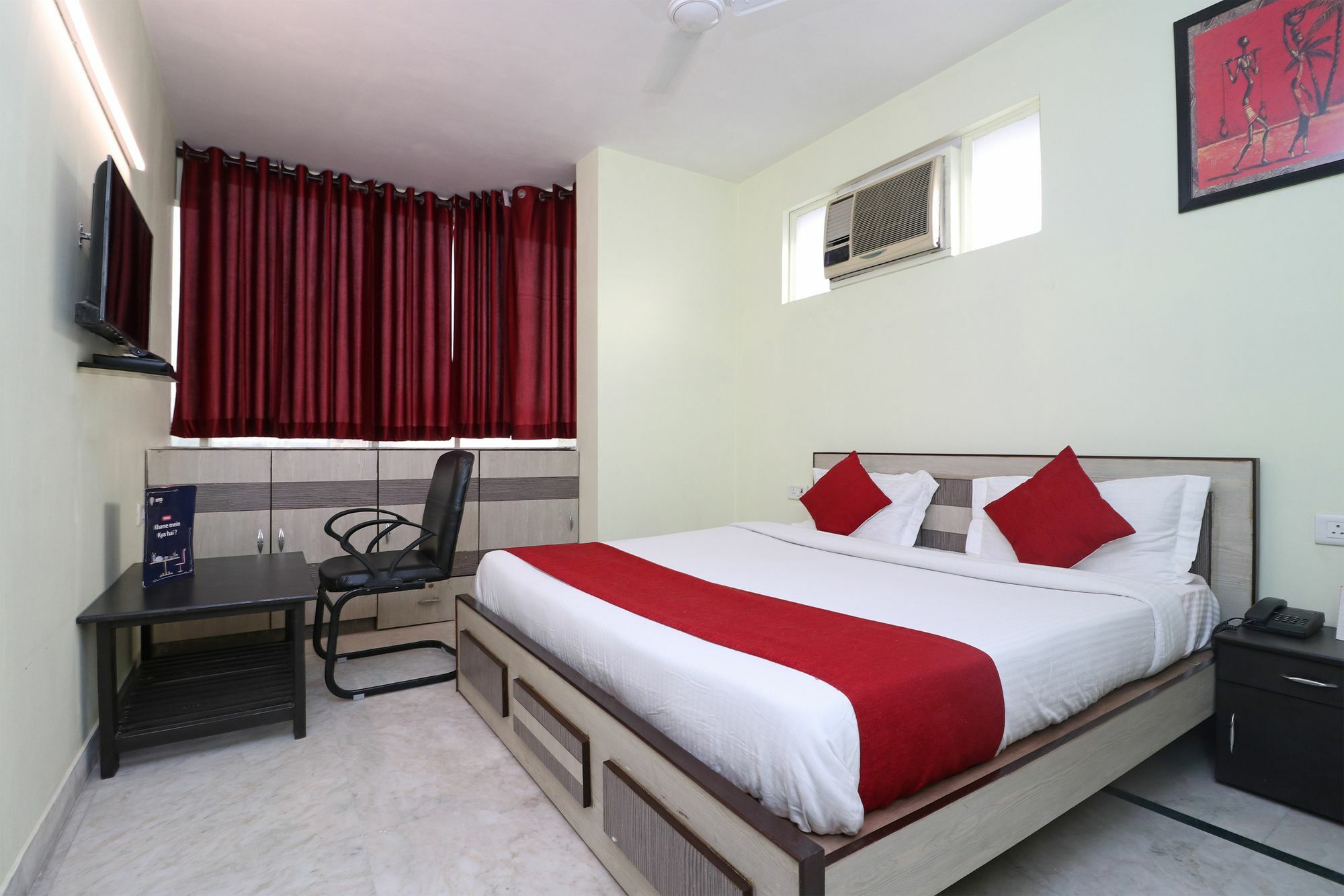 Oyo 14723 Diamond Deluxe 3*