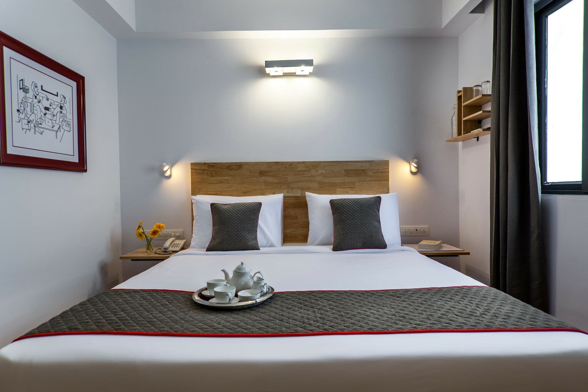 Townhouse Chattarpur Opp. Tivoli Garden Near Chhatarpur Metro Station Hotel