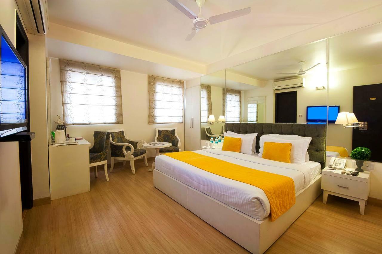Hotel Sweet Near Railway Station