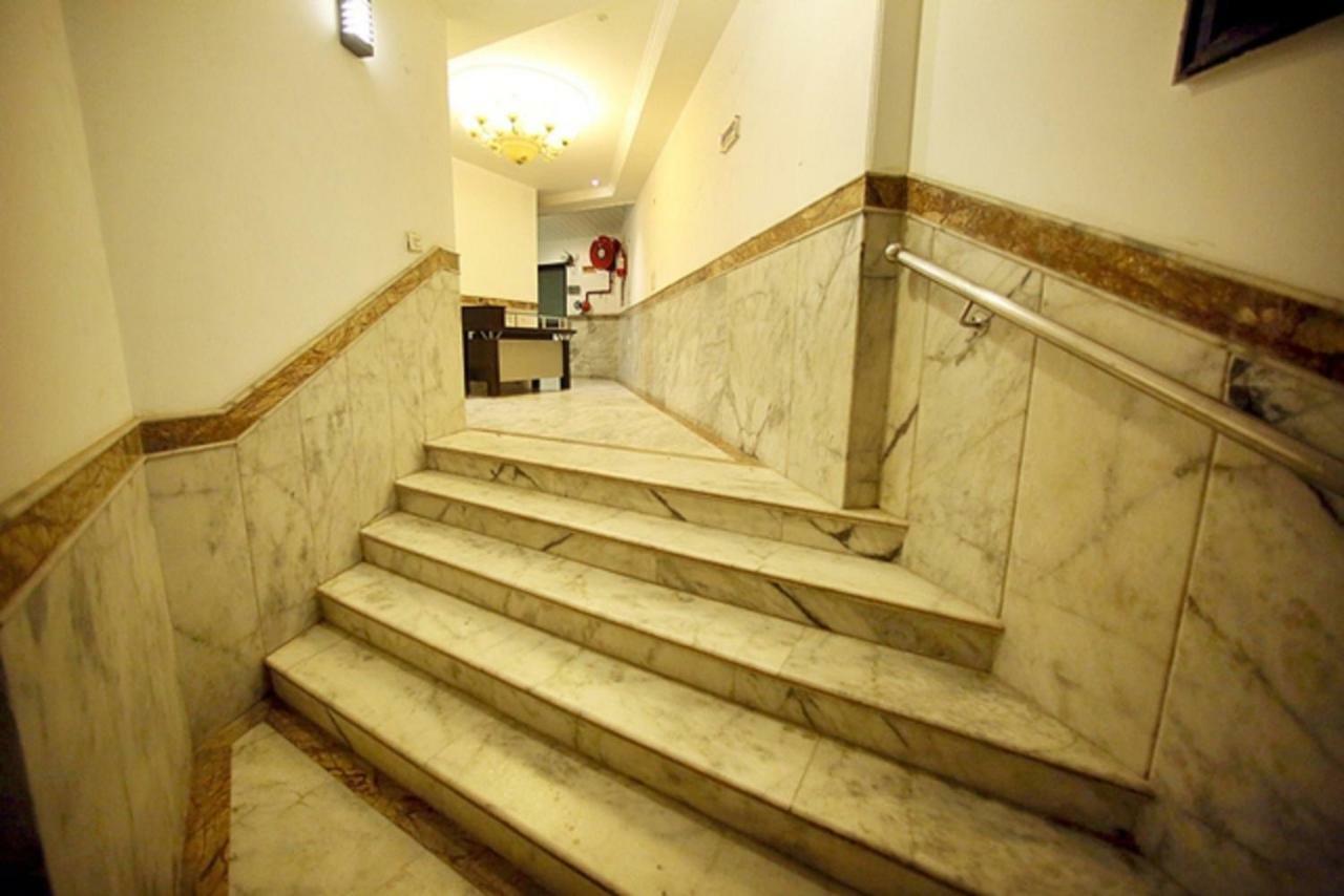 Hotel Star By Star Group- Near Delhi Airport New Delhi