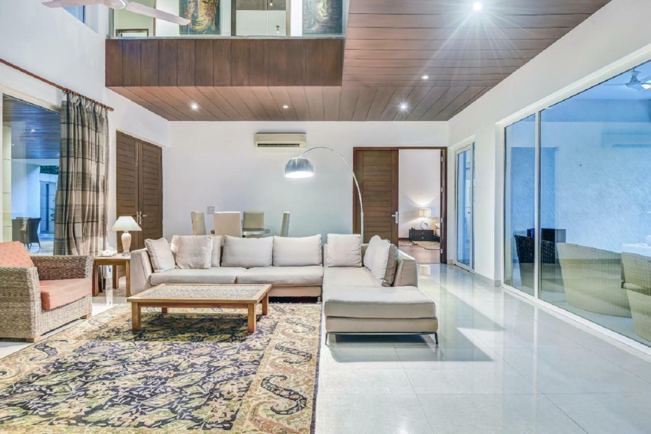 Hostie - The Mango Buddha Luxury Farm Villa New Delhi