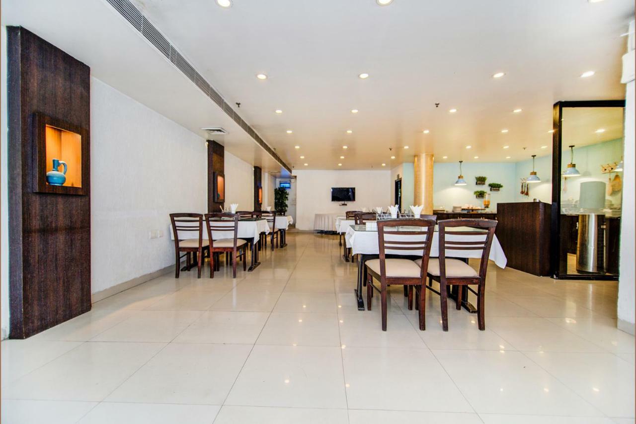 Fabhotel Rockland