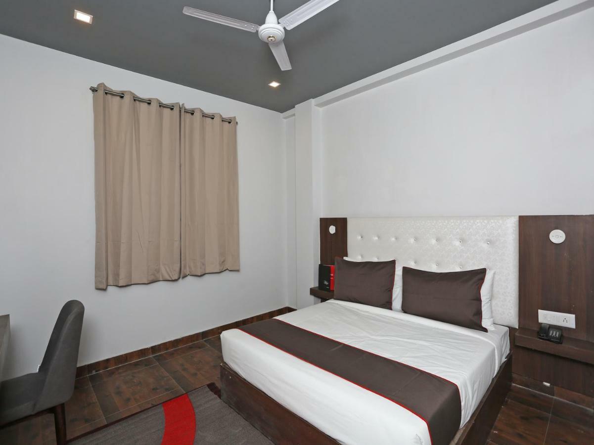 Capital Mount Hotel 3*