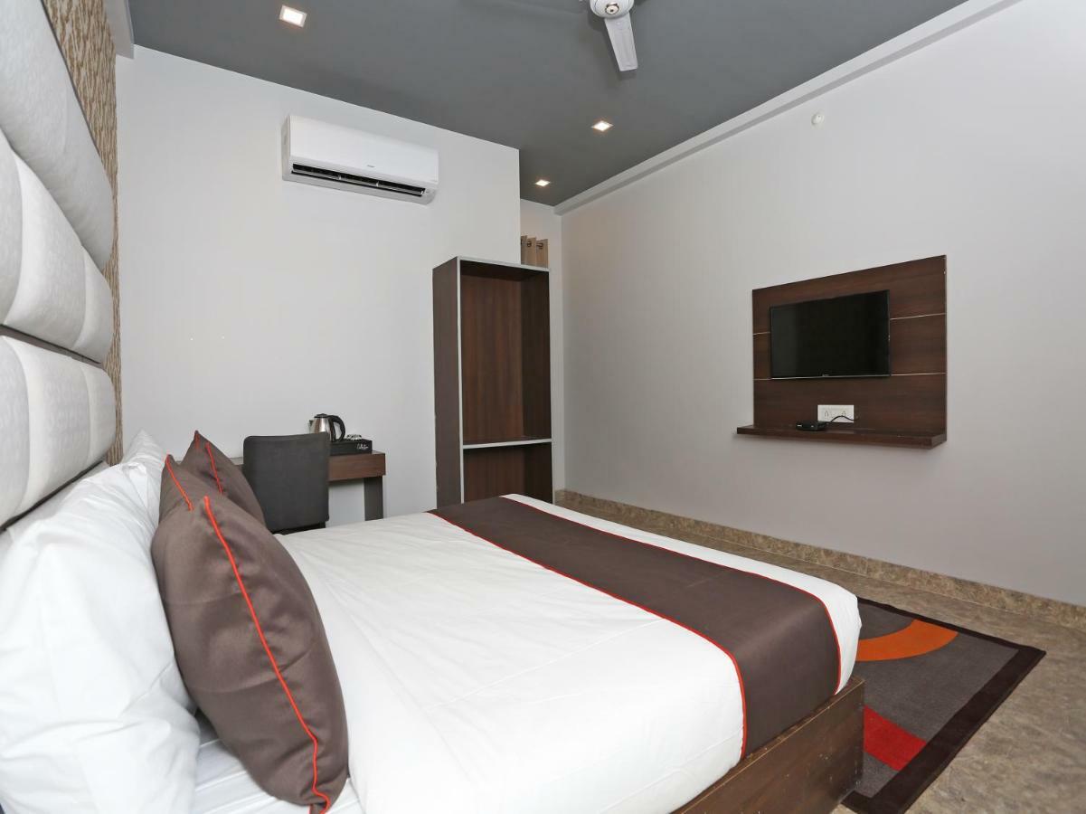 Capital Mount 3* New Delhi