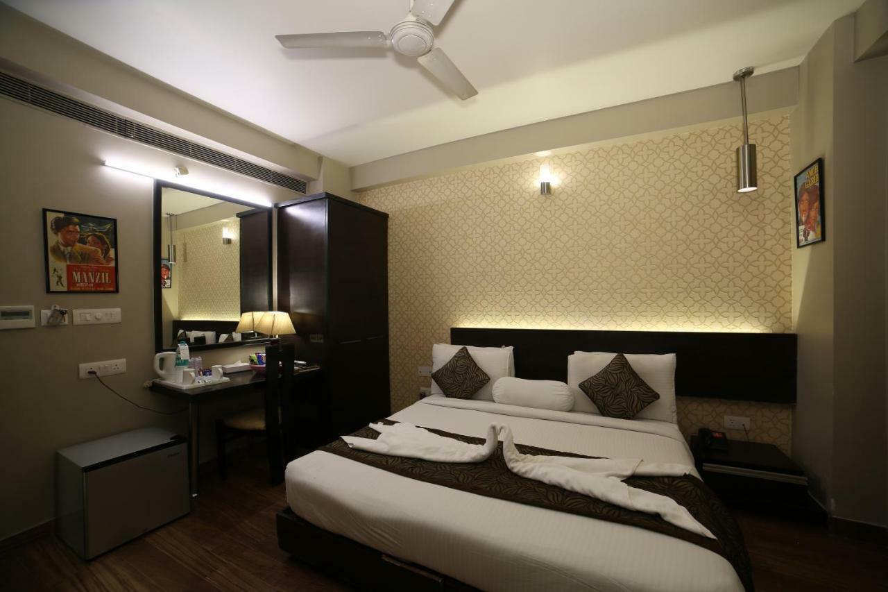 Hotel Woodapple Residency
