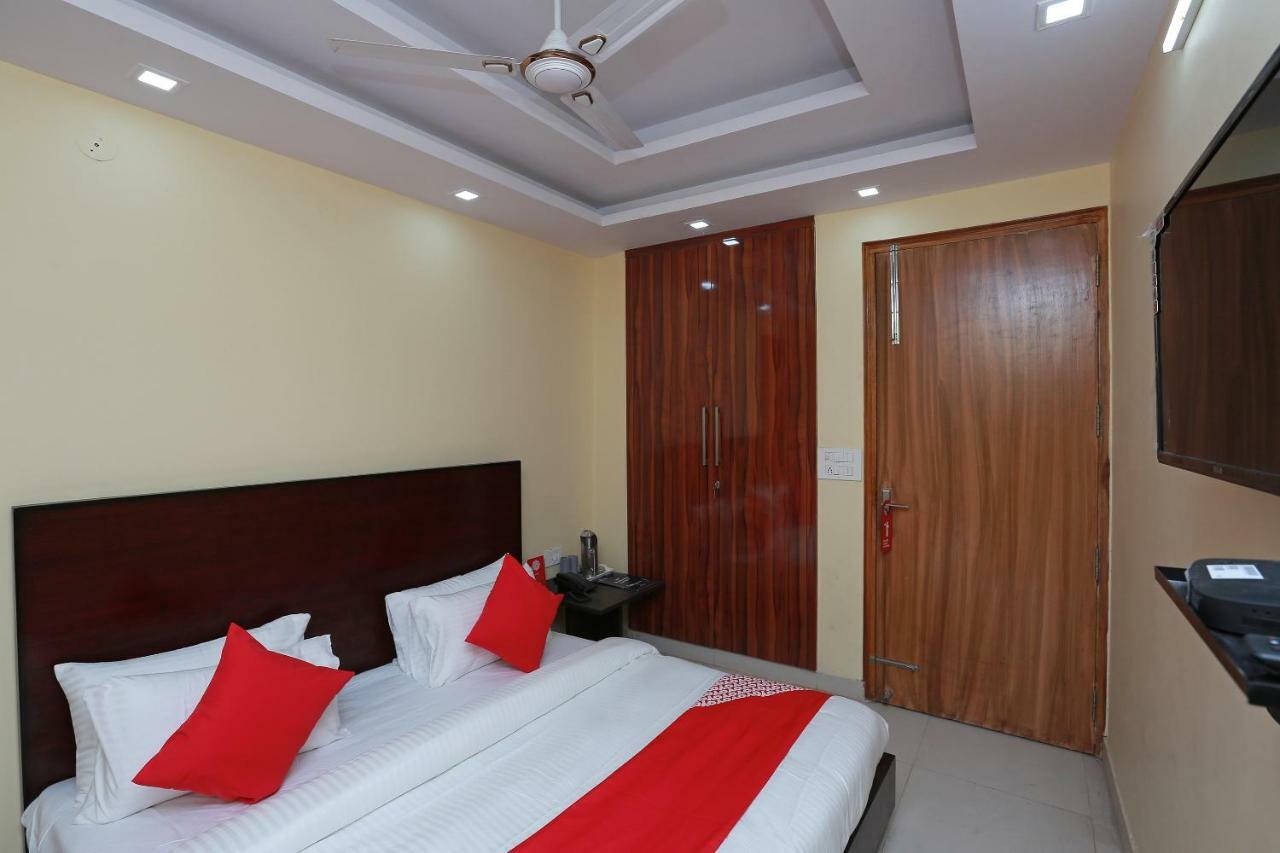 Oyo 35361 Leisurrestay Hotel 3*
