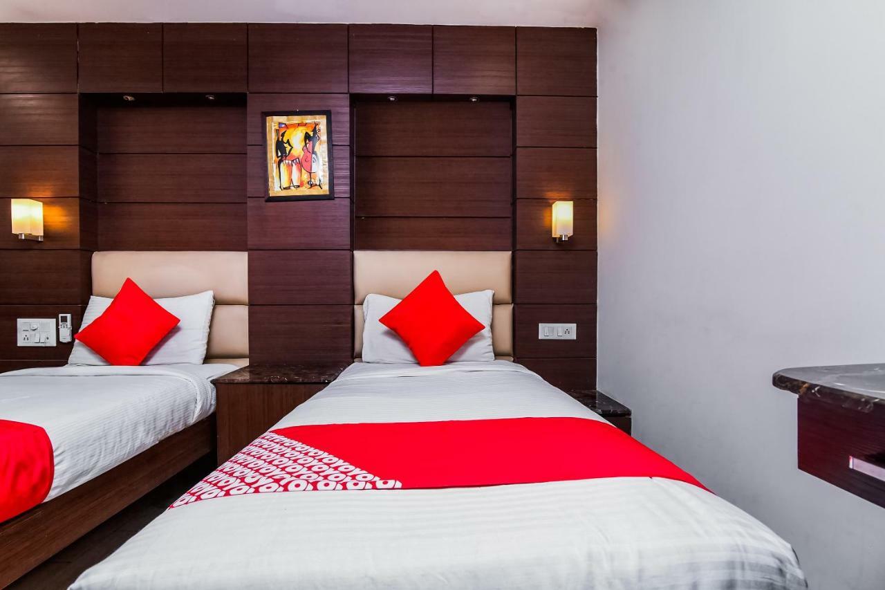 Tryfena Hotel