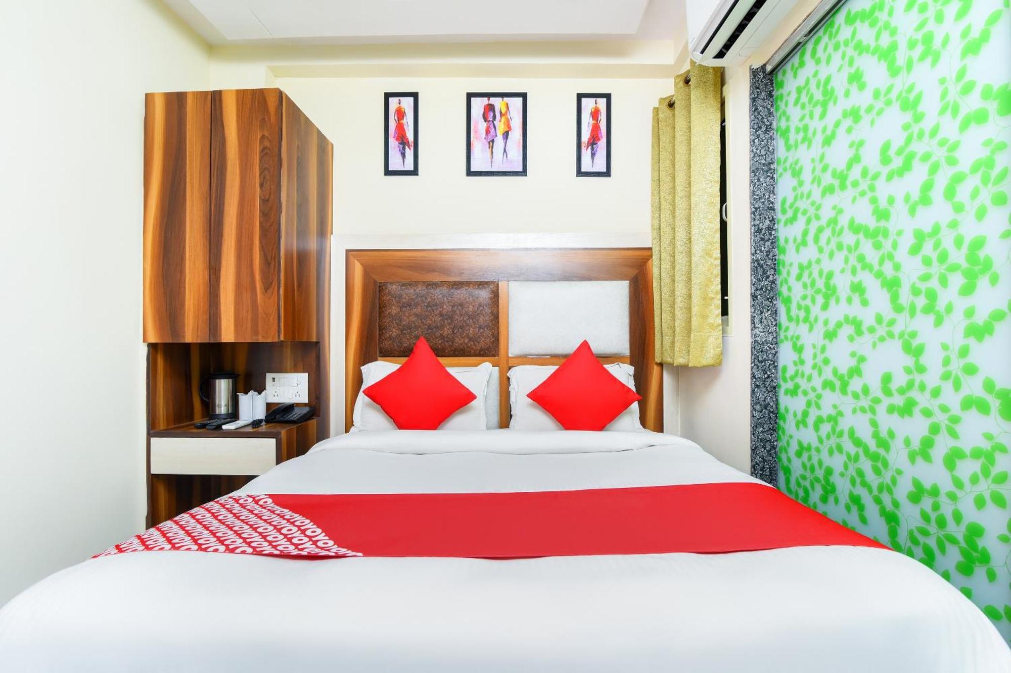 Harsha International 3* New Delhi